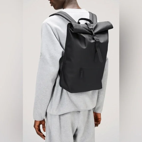 Rains Rucksack Backpack NWT Black Amazon.com | RAINS Rolltop Rucksack Large - Waterproof  main image 4